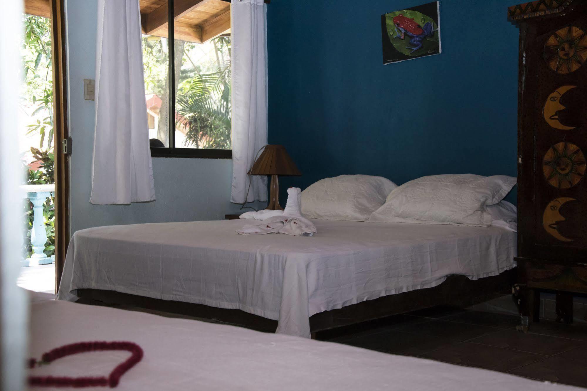 Hotel Pelicano Esterillos Este Luaran gambar