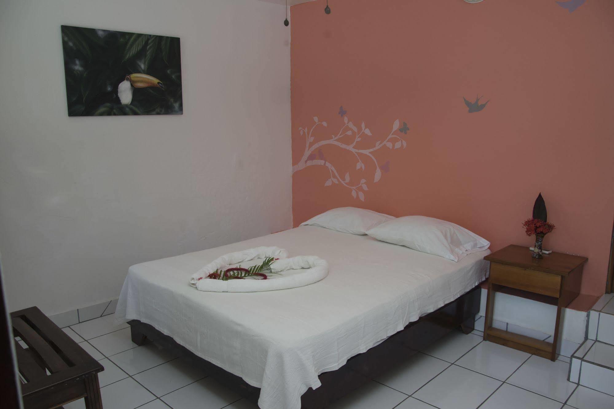 Hotel Pelicano Esterillos Este Luaran gambar