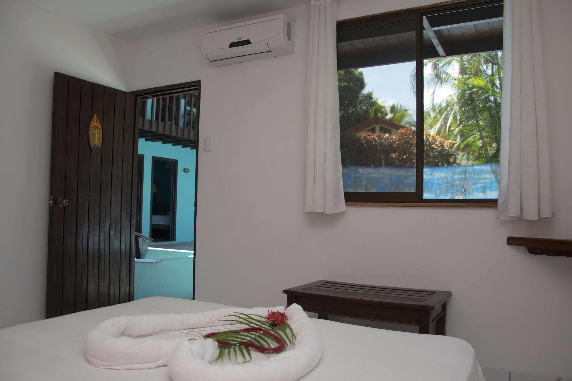 Hotel Pelicano Esterillos Este Luaran gambar